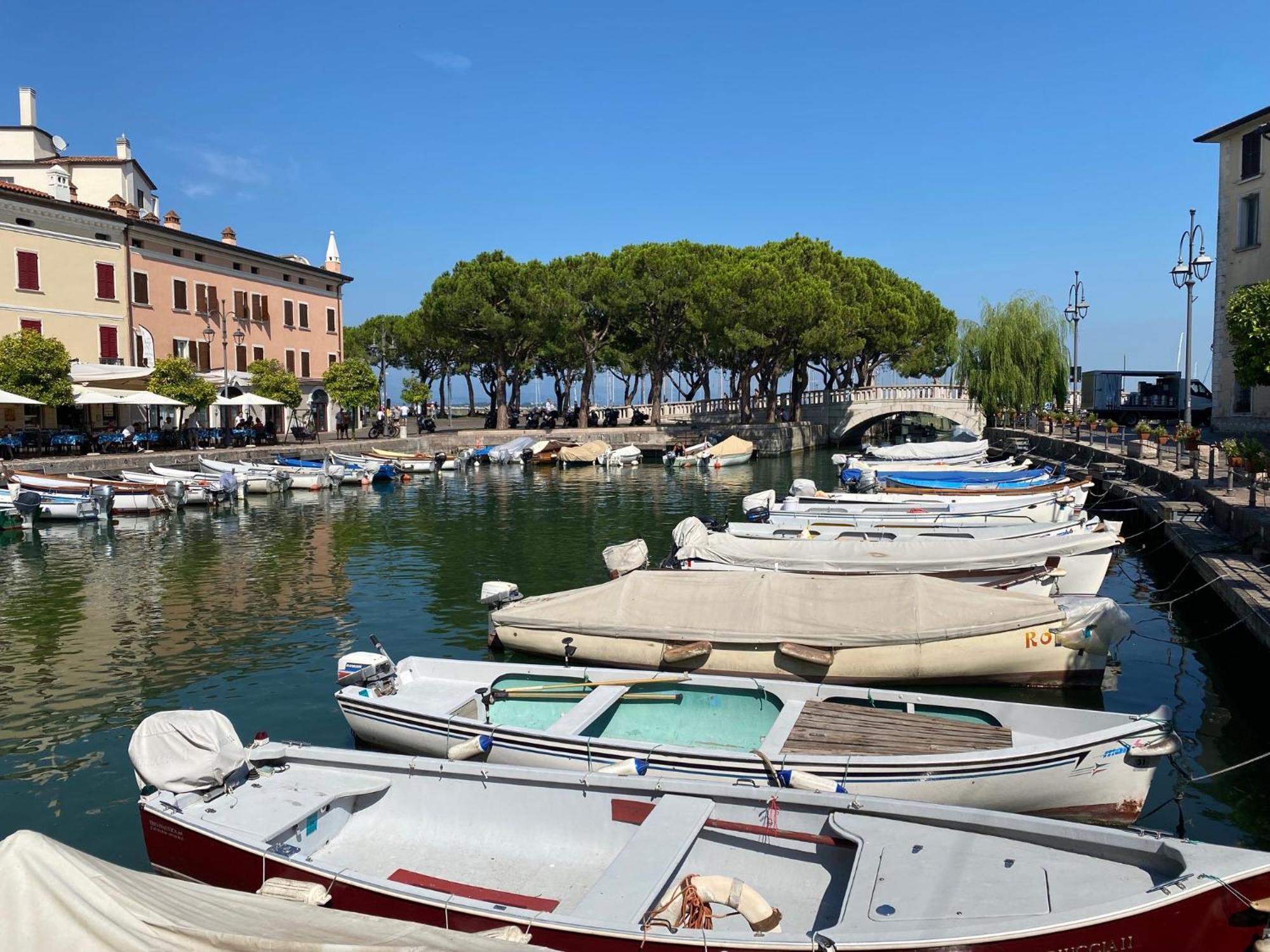 Casa Franka Garda Lake View トスコラーノ・マデルノ エクステリア 写真